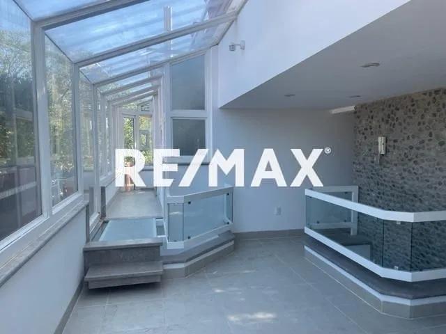 secondary property images 0