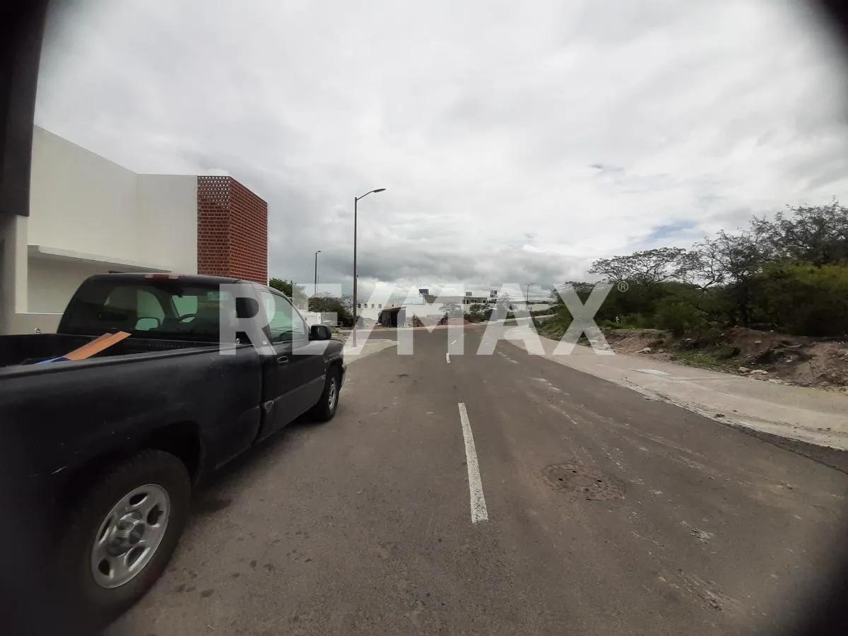 secondary property images 0