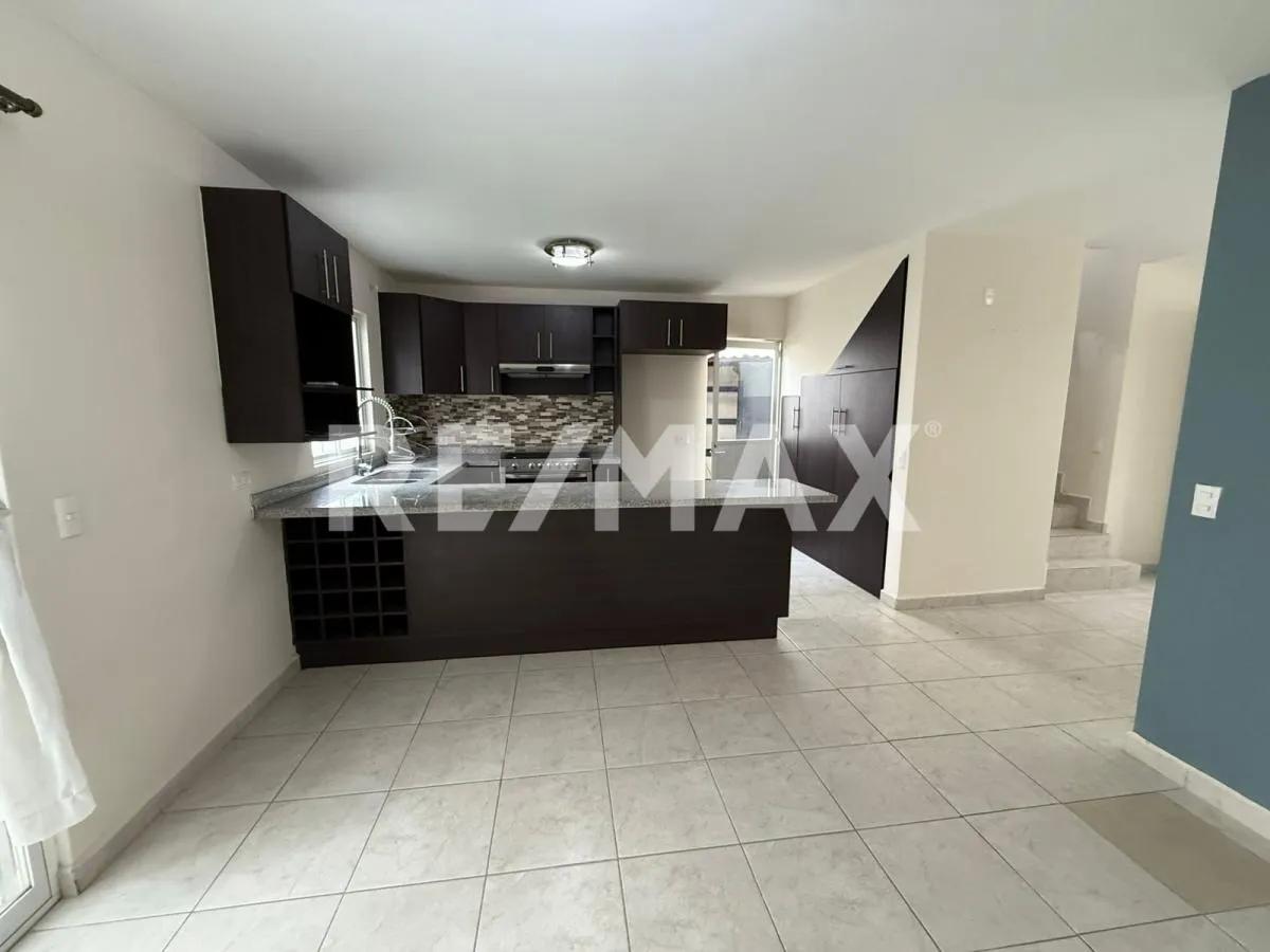 secondary property images 0