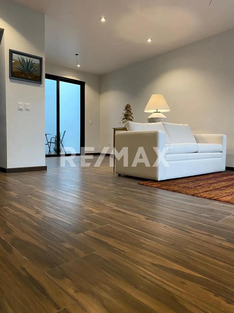 secondary property images 0