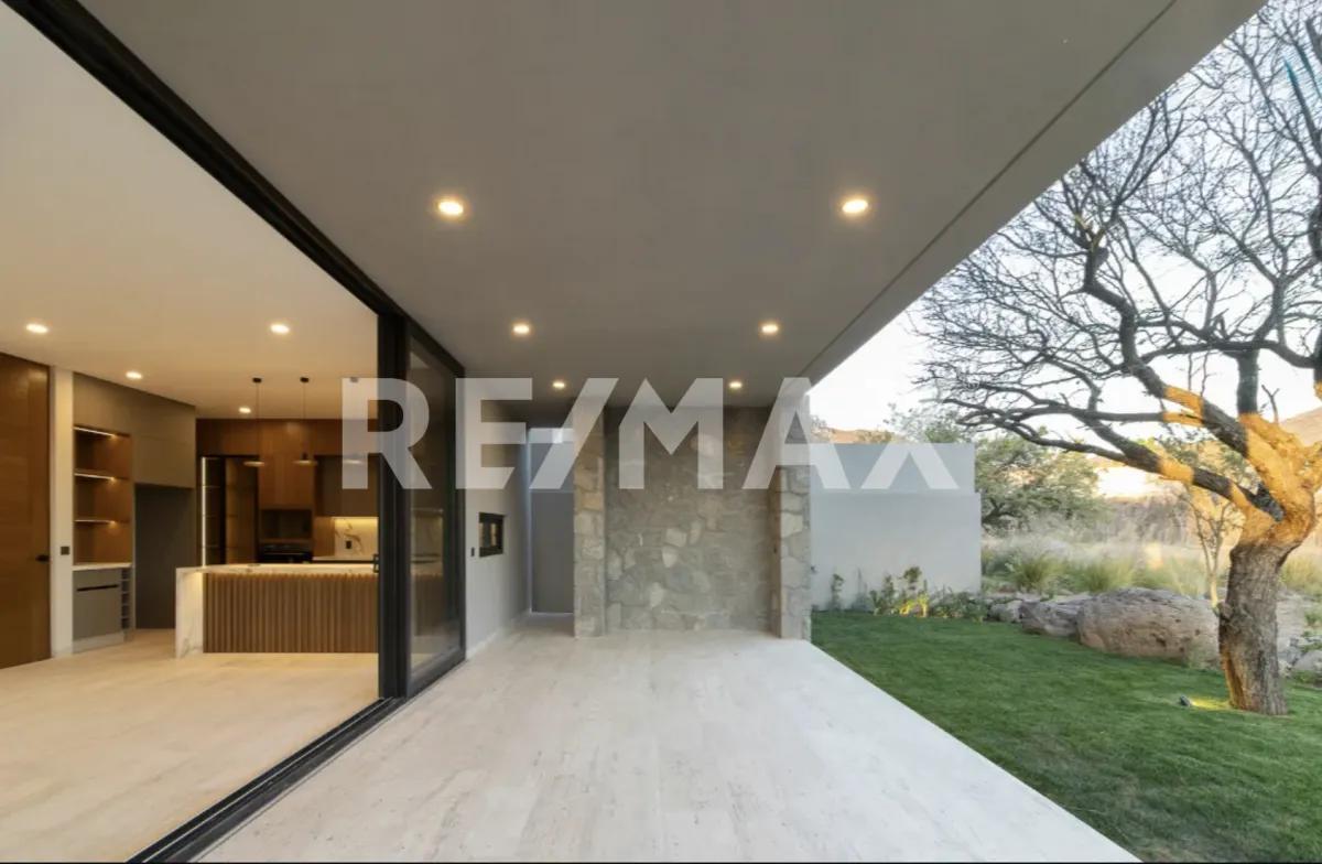 secondary property images 0