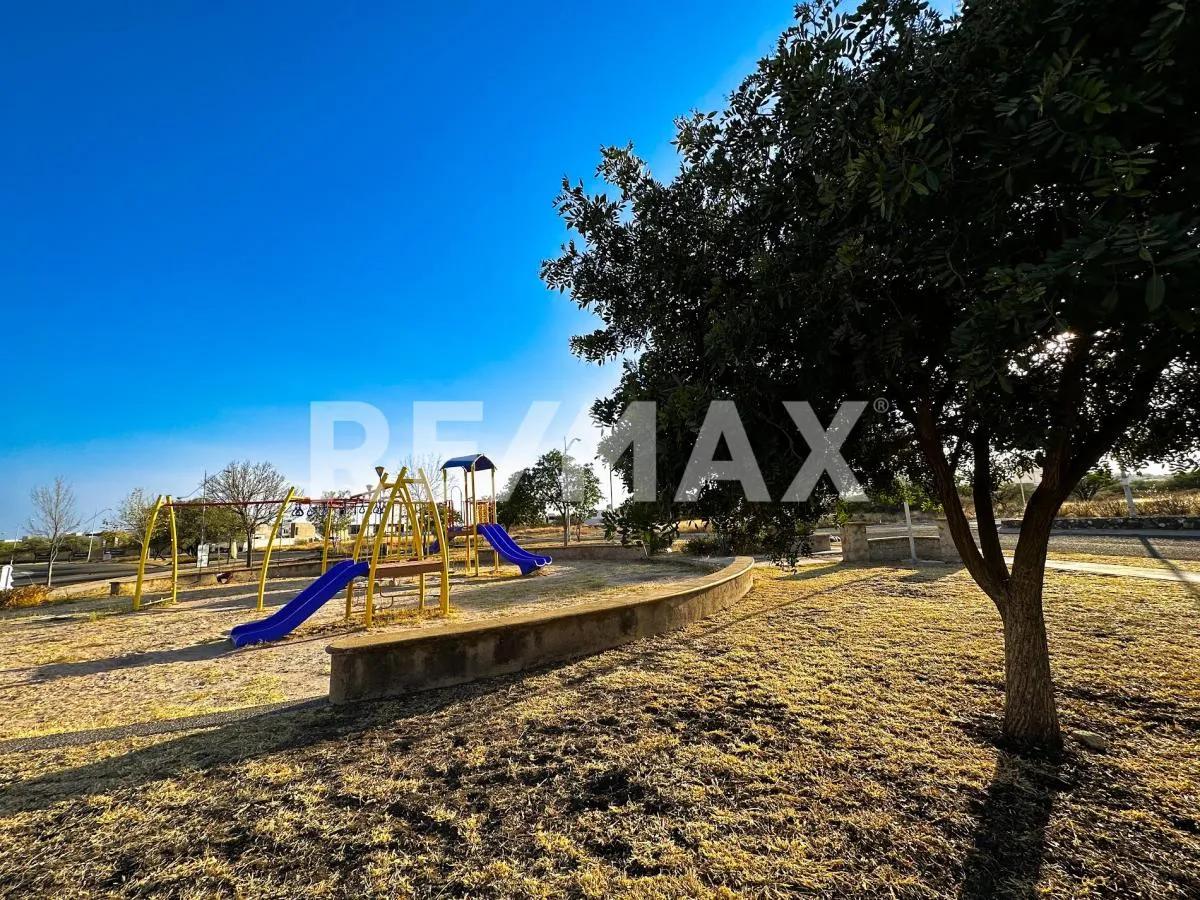 secondary property images 2