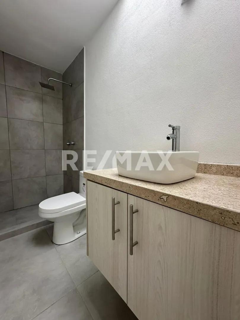 secondary property images 0