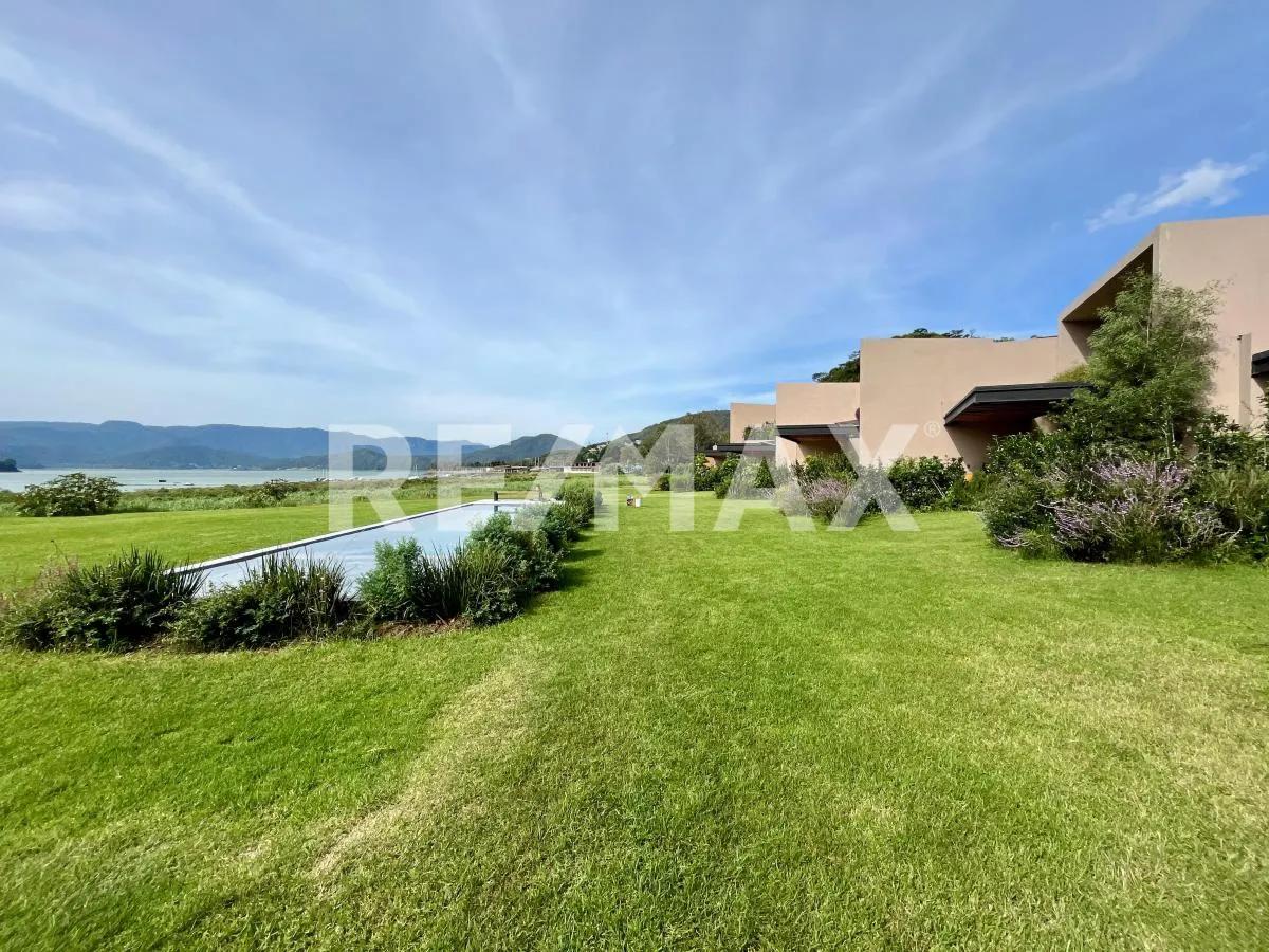 secondary property images 0