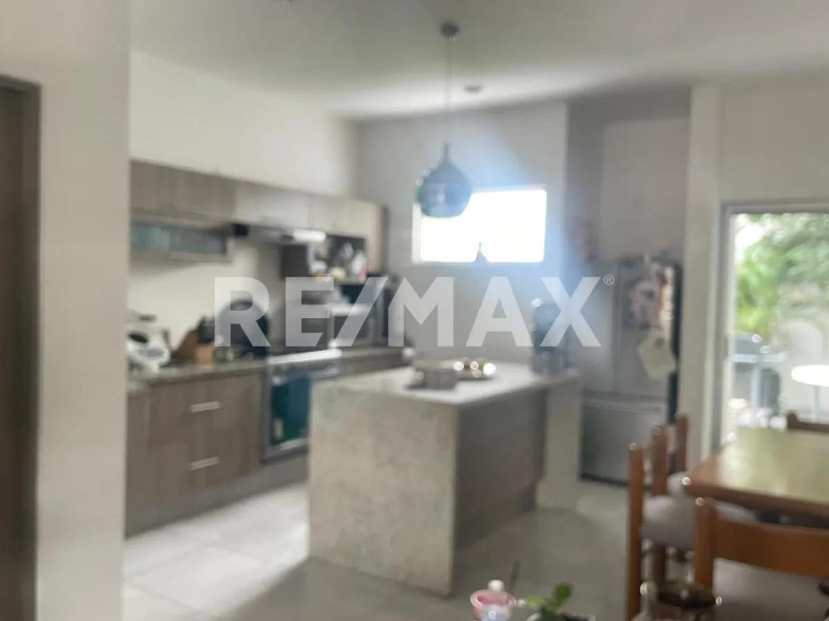 secondary property images 3