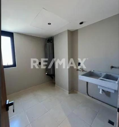 secondary property images 2