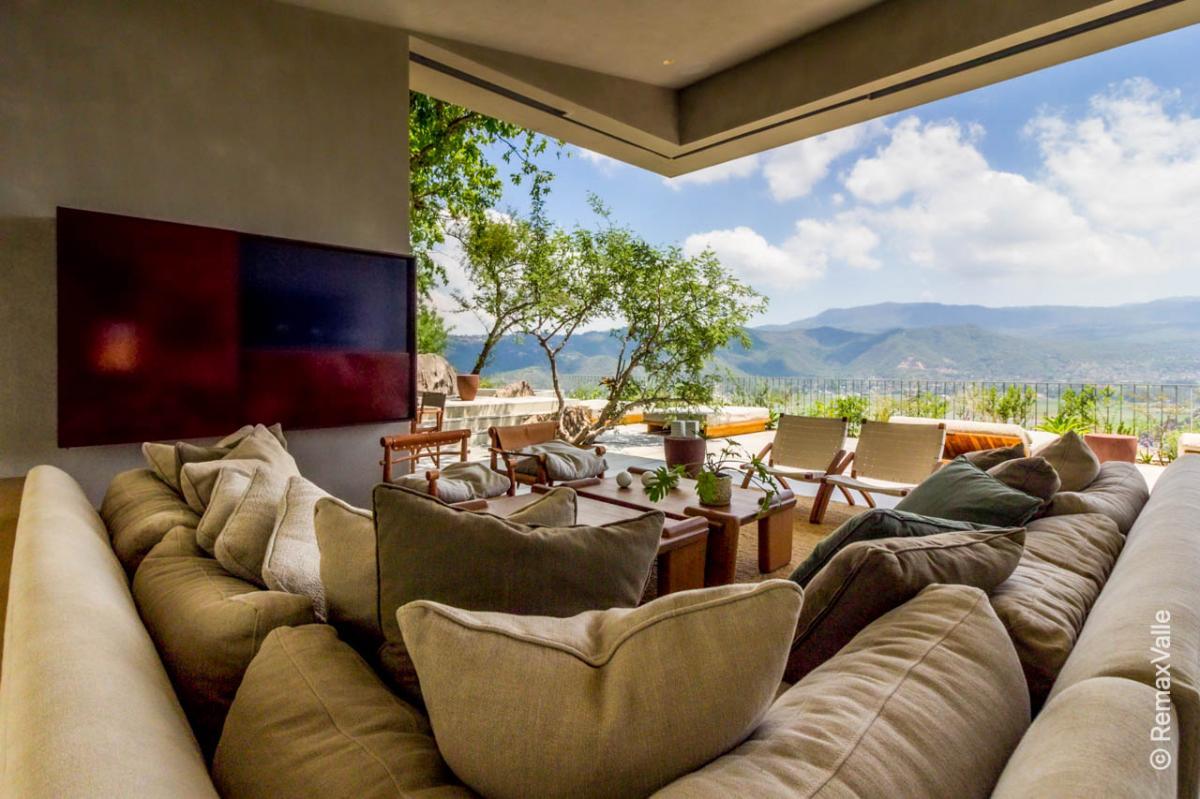 secondary property images 0