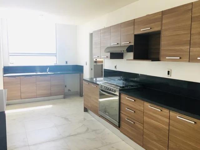 secondary property images 0