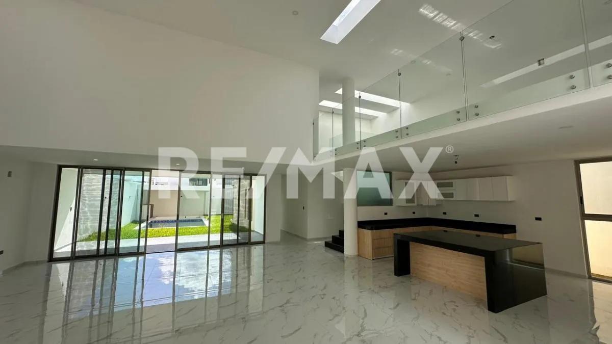 secondary property images 0