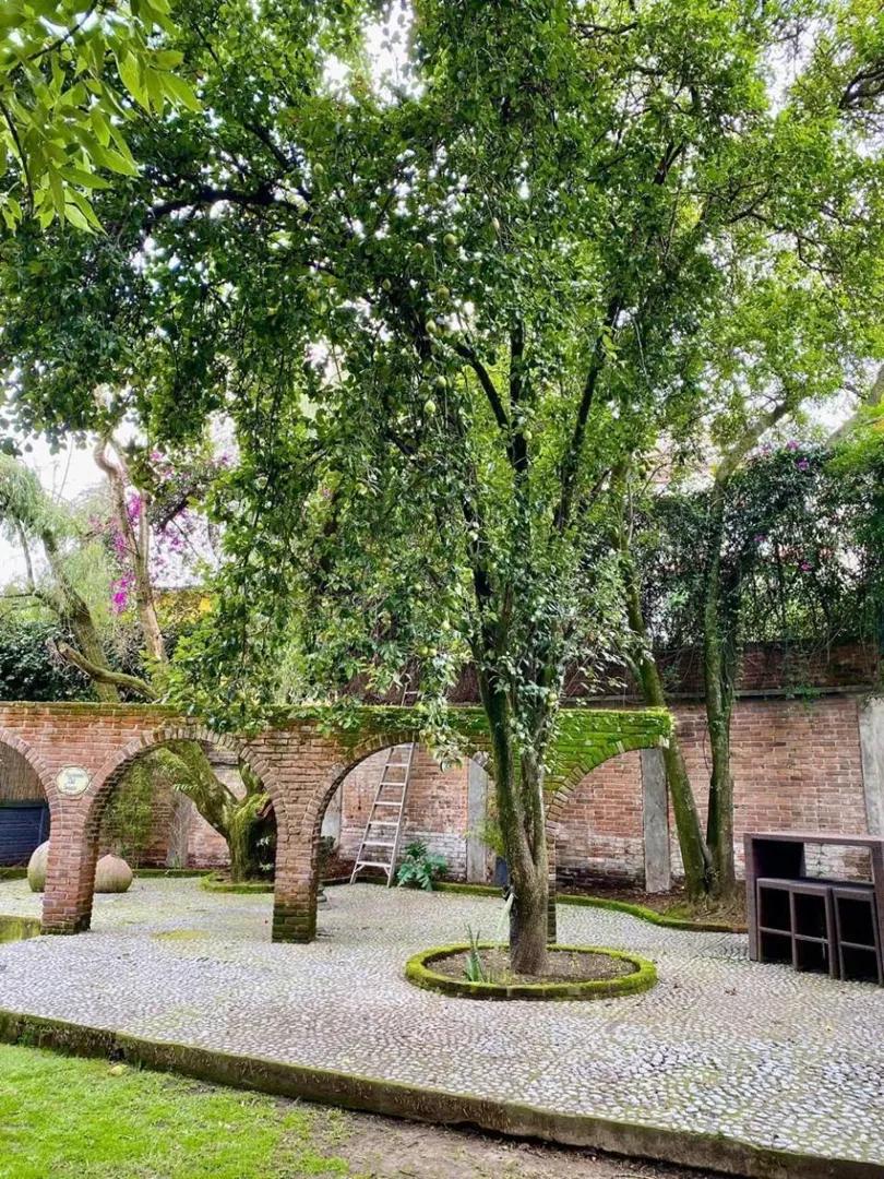 secondary property images 0