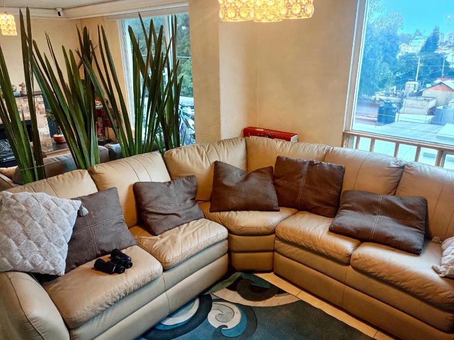 secondary property images 2