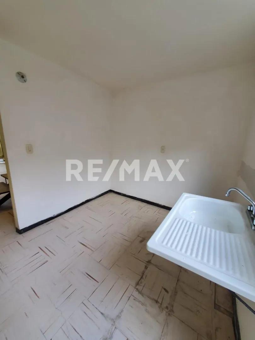 secondary property images 0