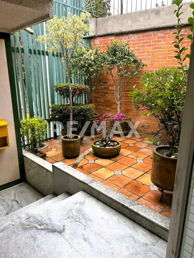 secondary property images 0