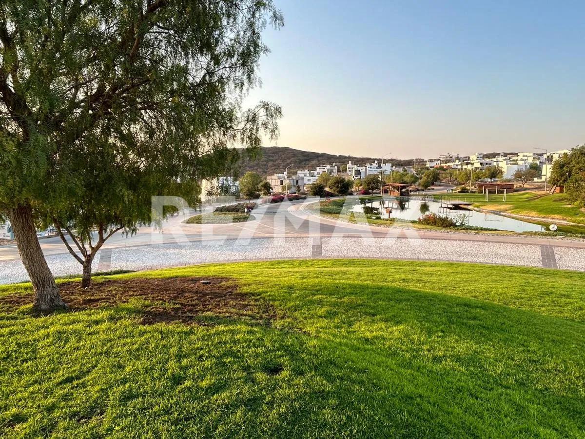 secondary property images 0