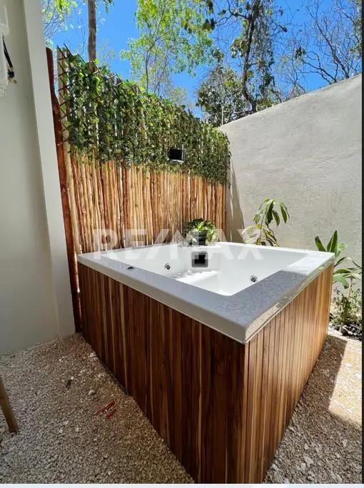 secondary property images 2