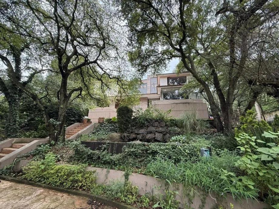 secondary property images 0