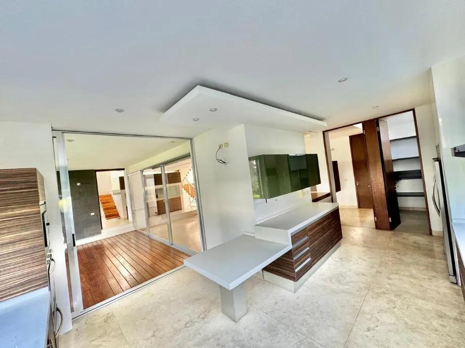 secondary property images 3