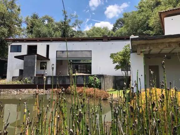 secondary property images 0