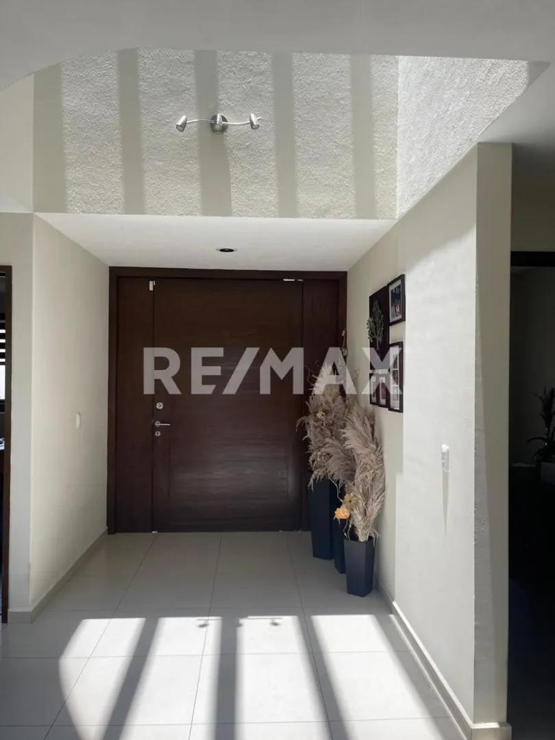 secondary property images 0