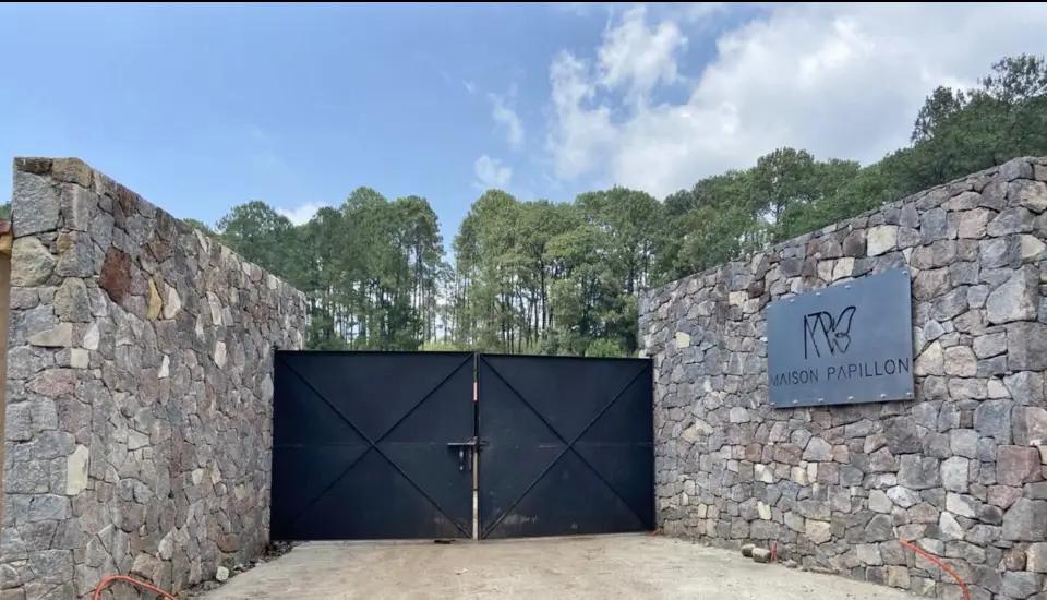 secondary property images 0