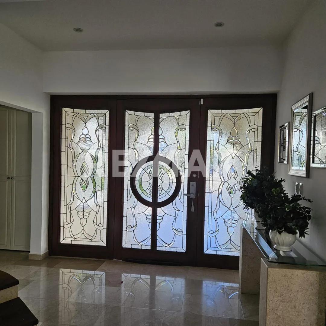 secondary property images 0