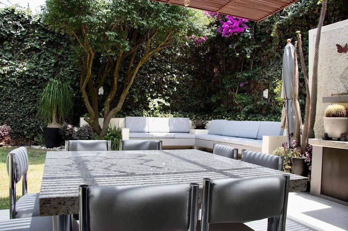 secondary property images 0