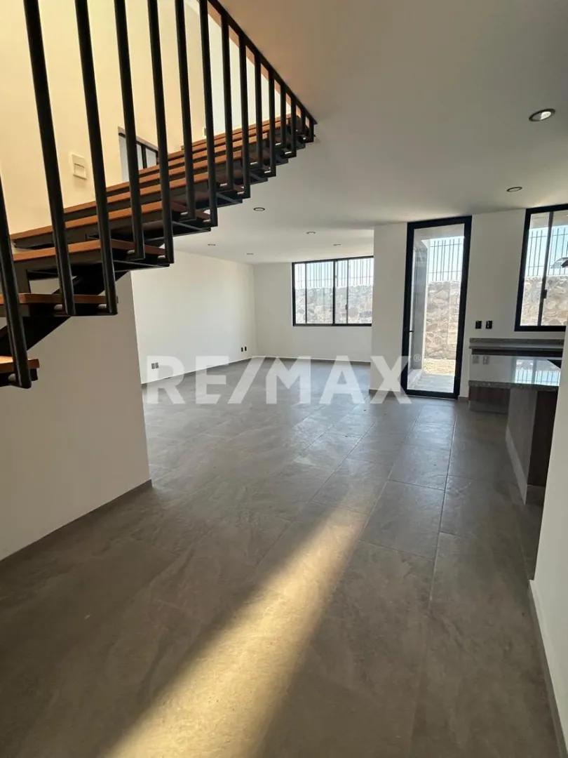 secondary property images 0