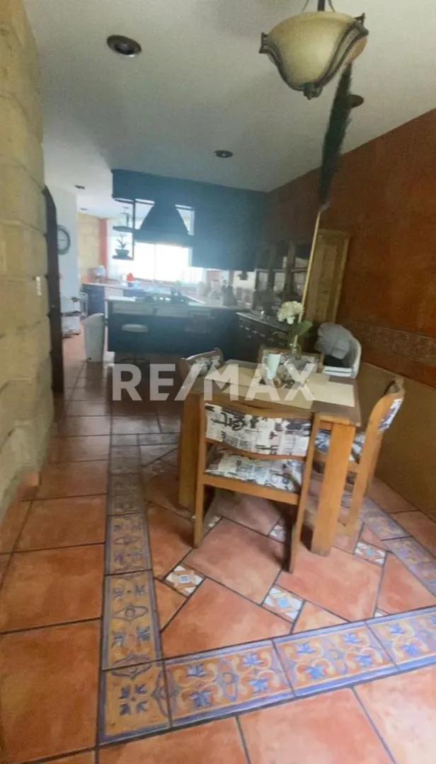 secondary property images 2