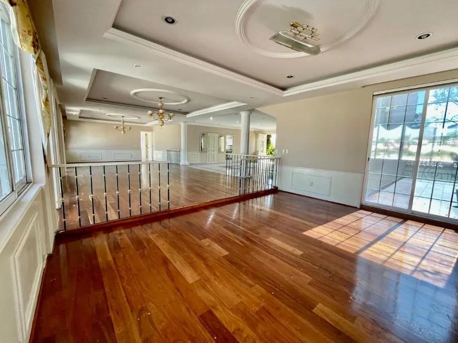 secondary property images 2