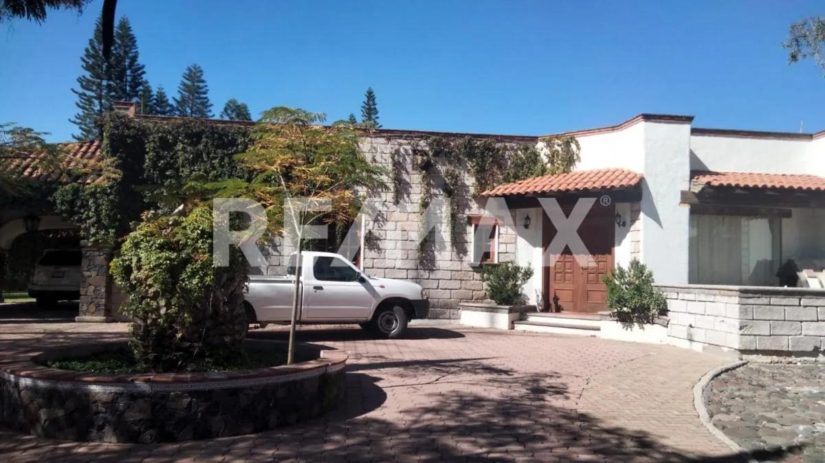 secondary property images 0