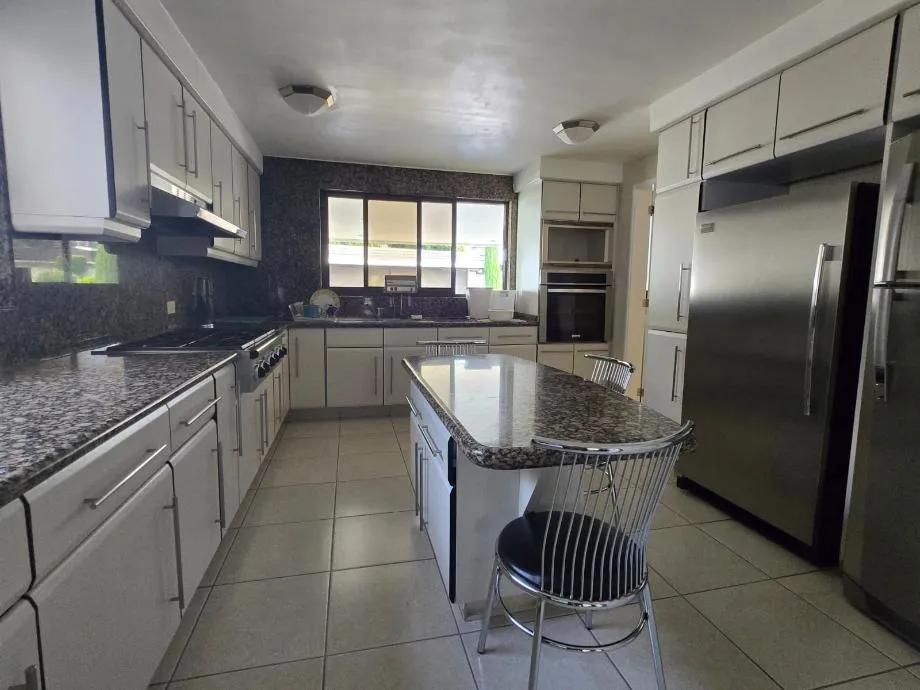 secondary property images 2