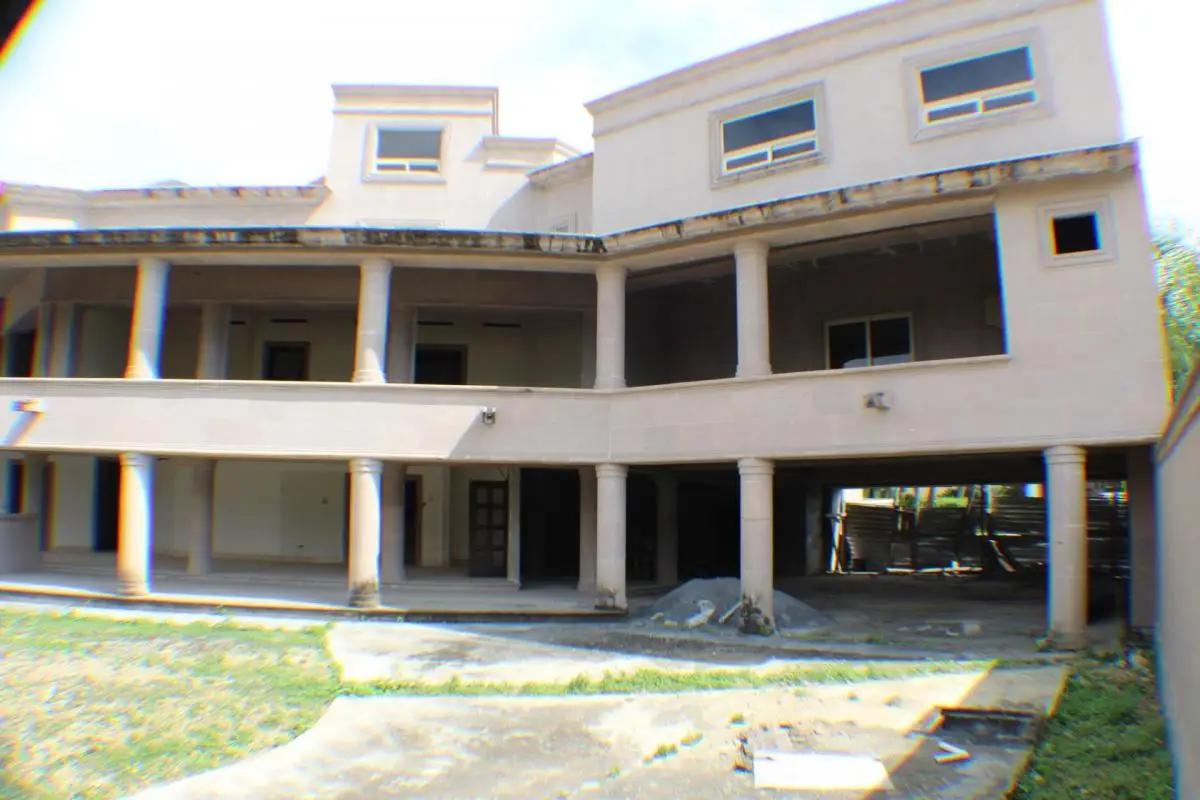 secondary property images 0