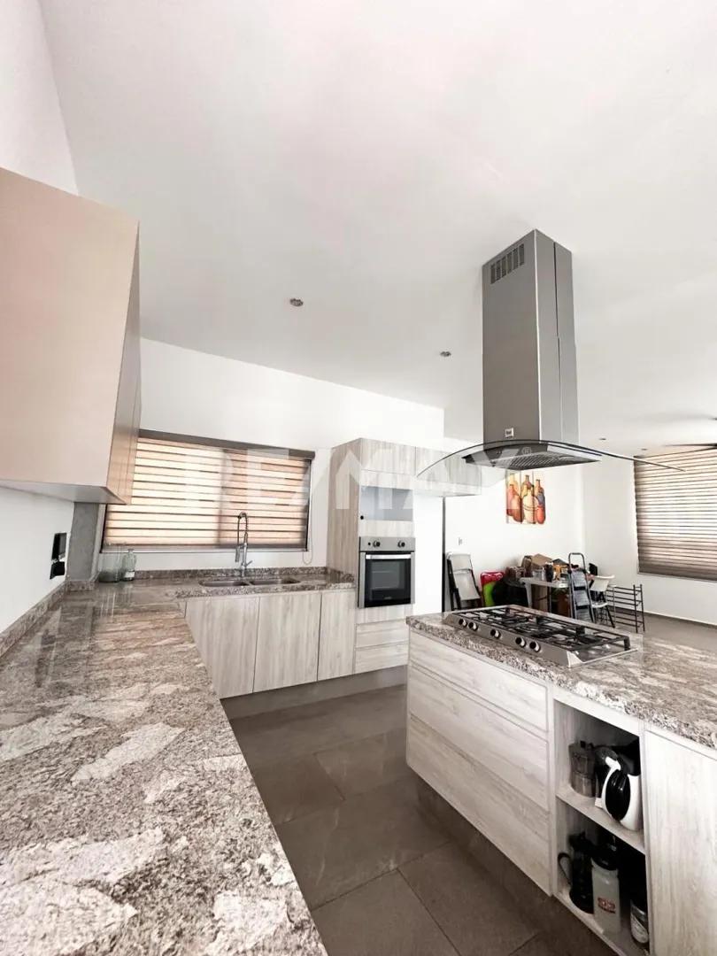 secondary property images 3