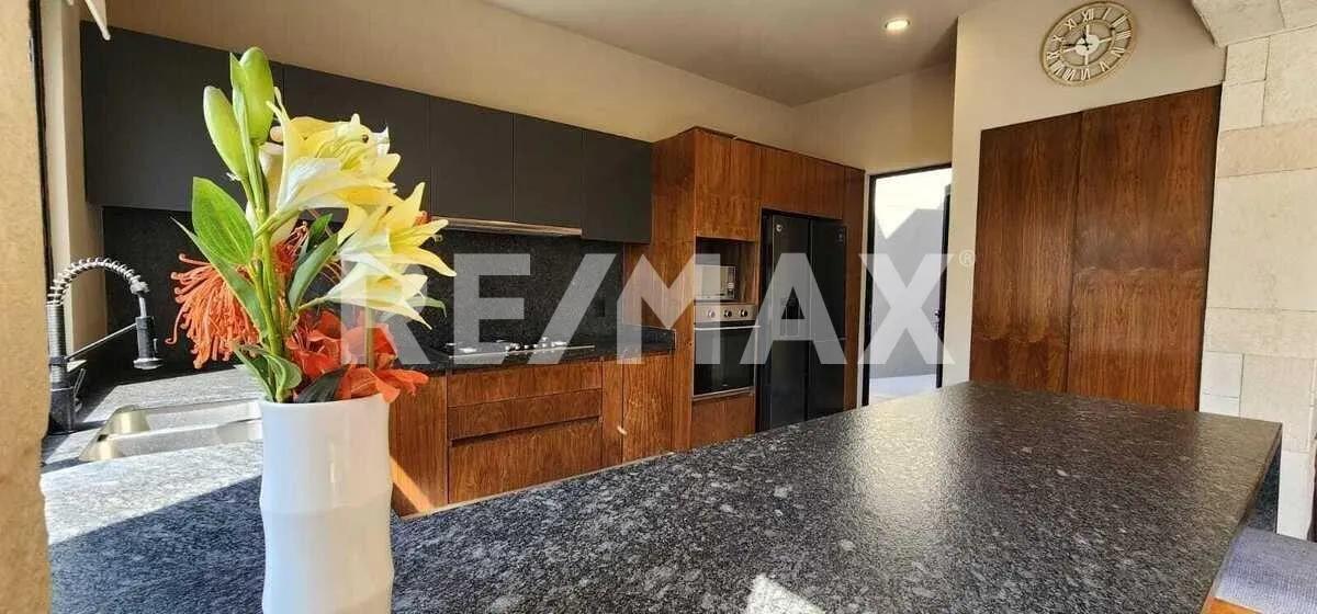 secondary property images 0