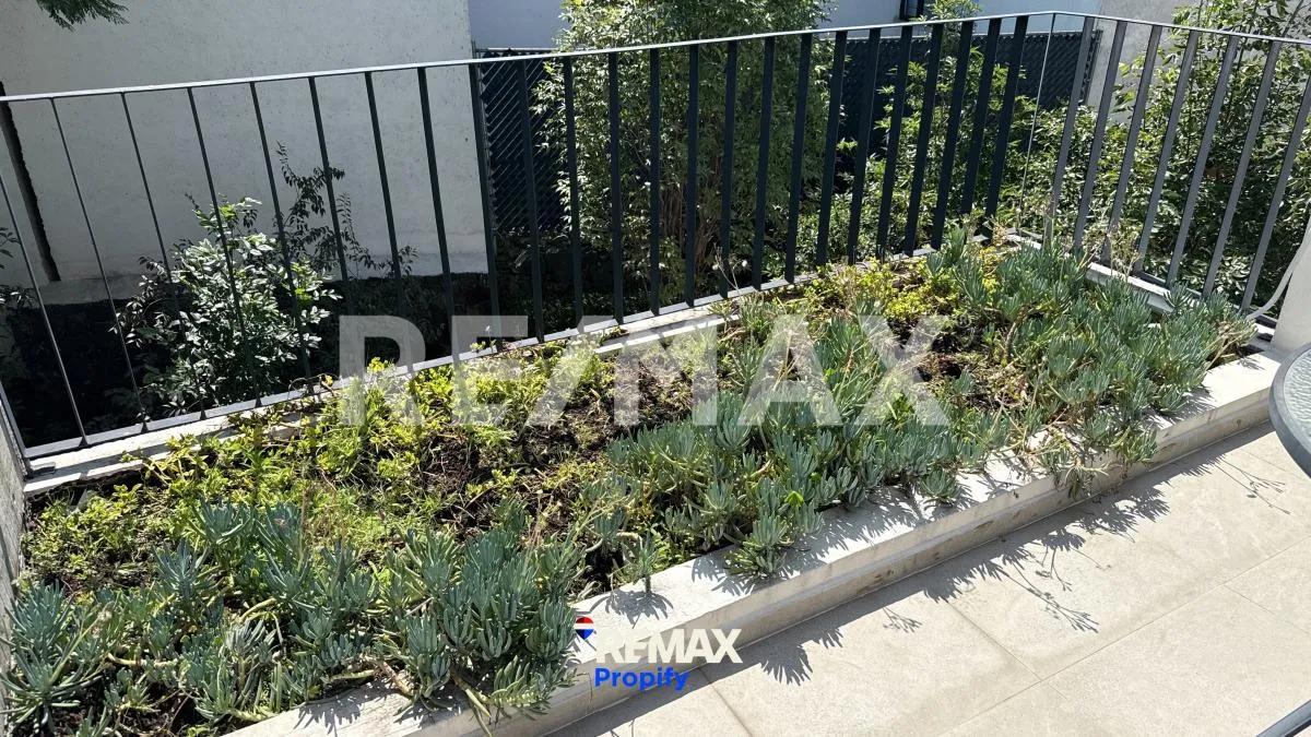 secondary property images 0