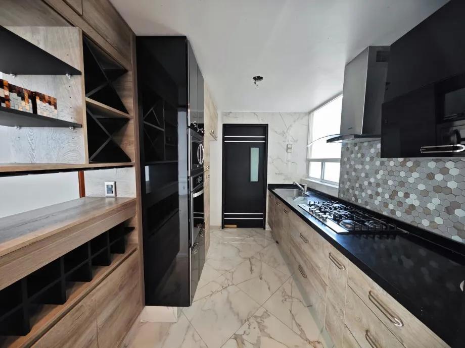 secondary property images 0