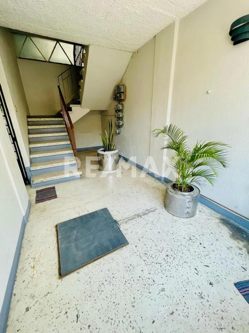 secondary property images 0