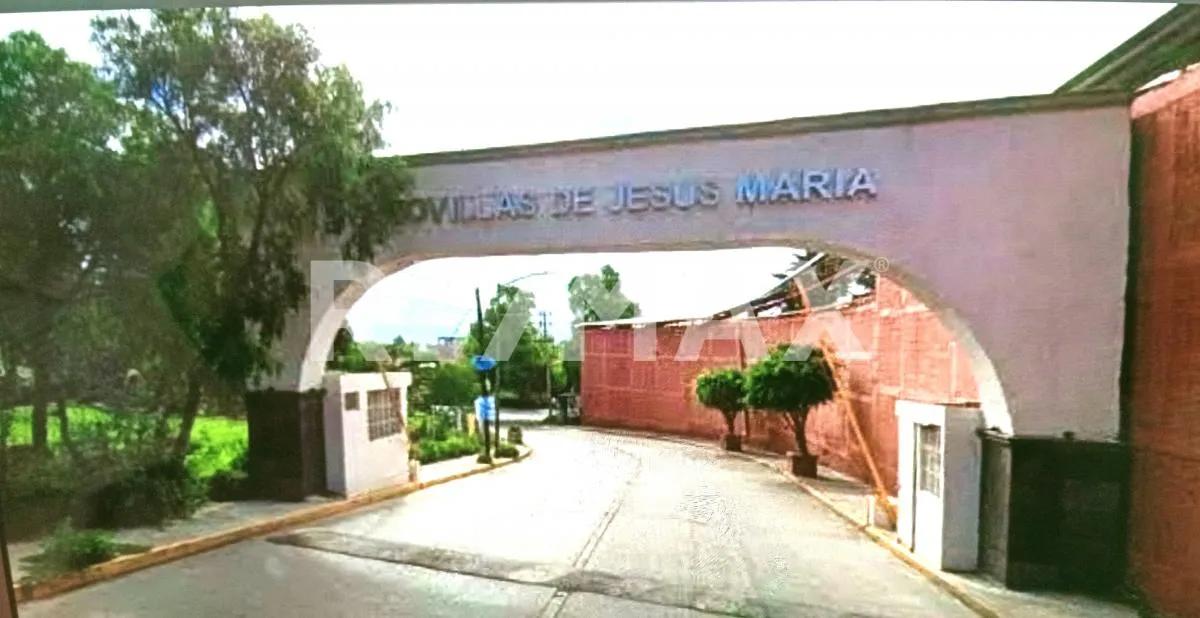 secondary property images 0