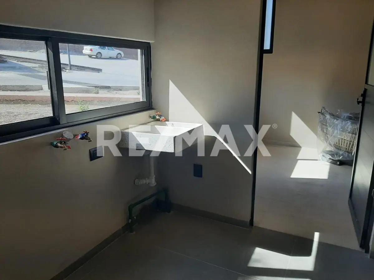 secondary property images 3