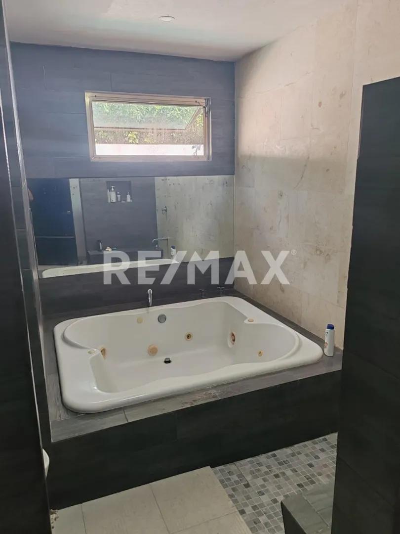 secondary property images 2