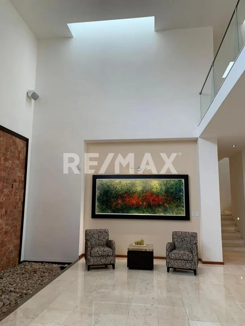 secondary property images 0