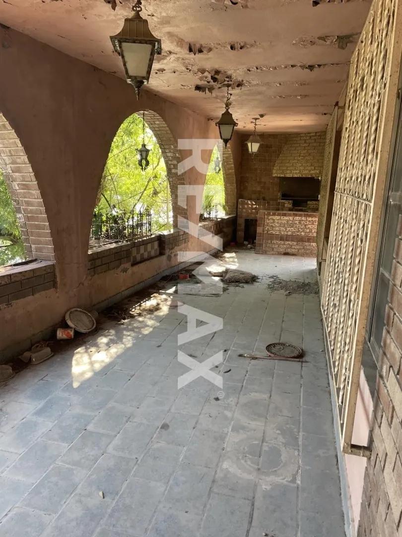 secondary property images 0