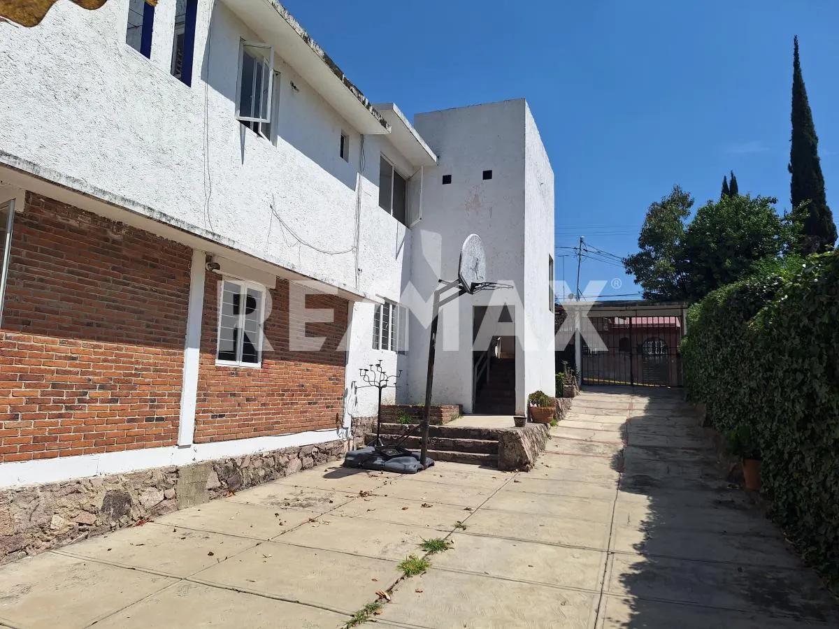 secondary property images 0