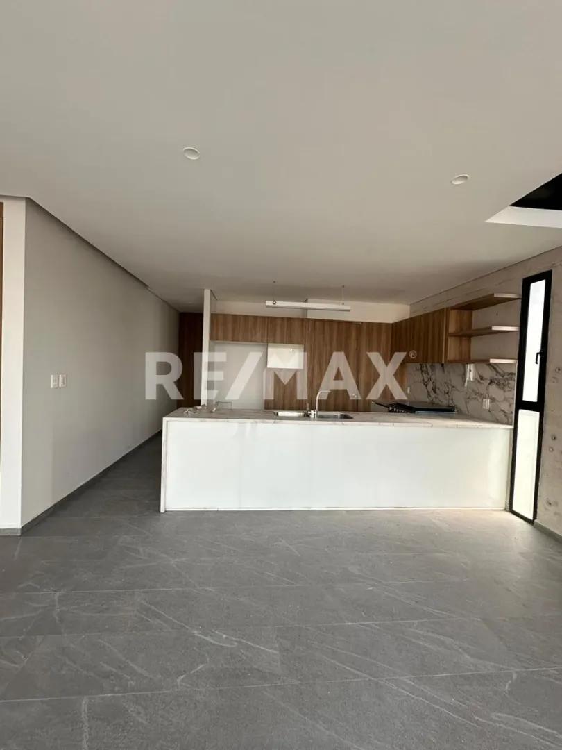 secondary property images 0