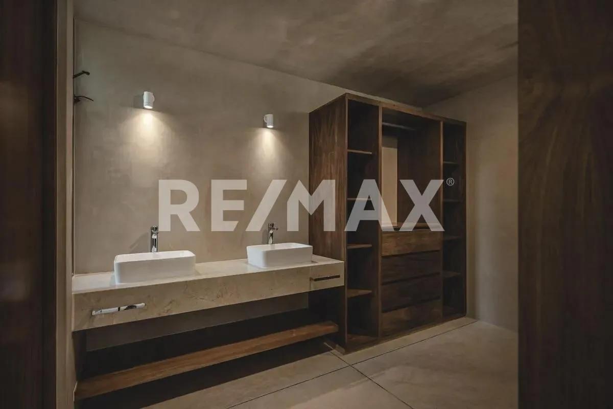 secondary property images 0