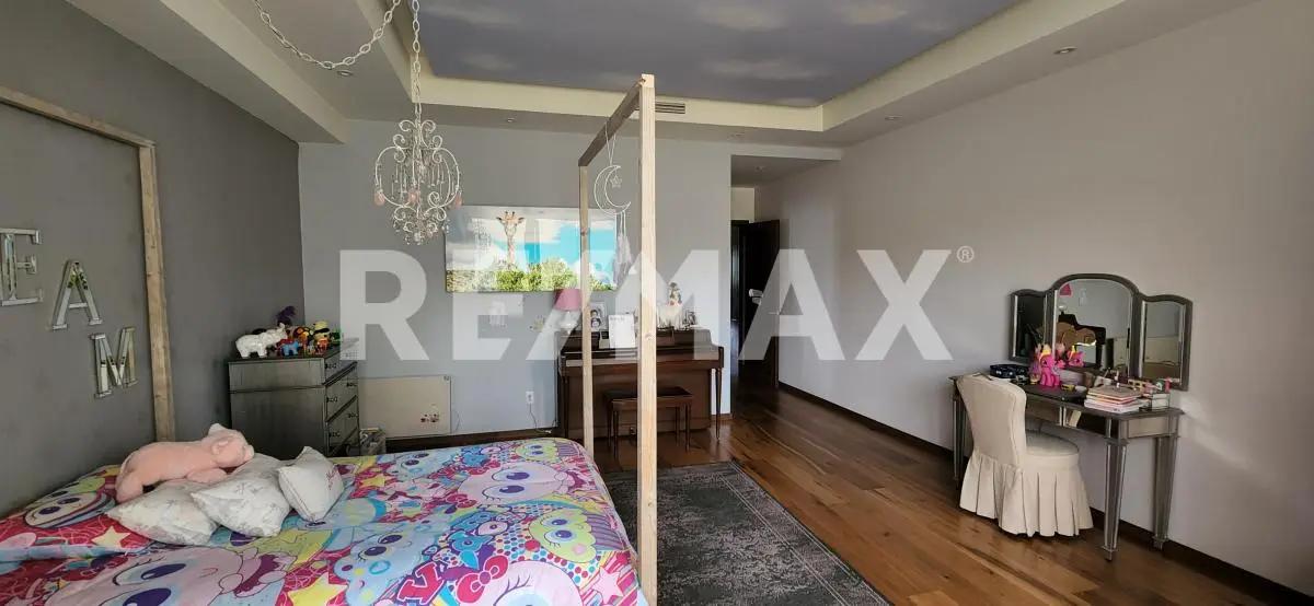 secondary property images 3