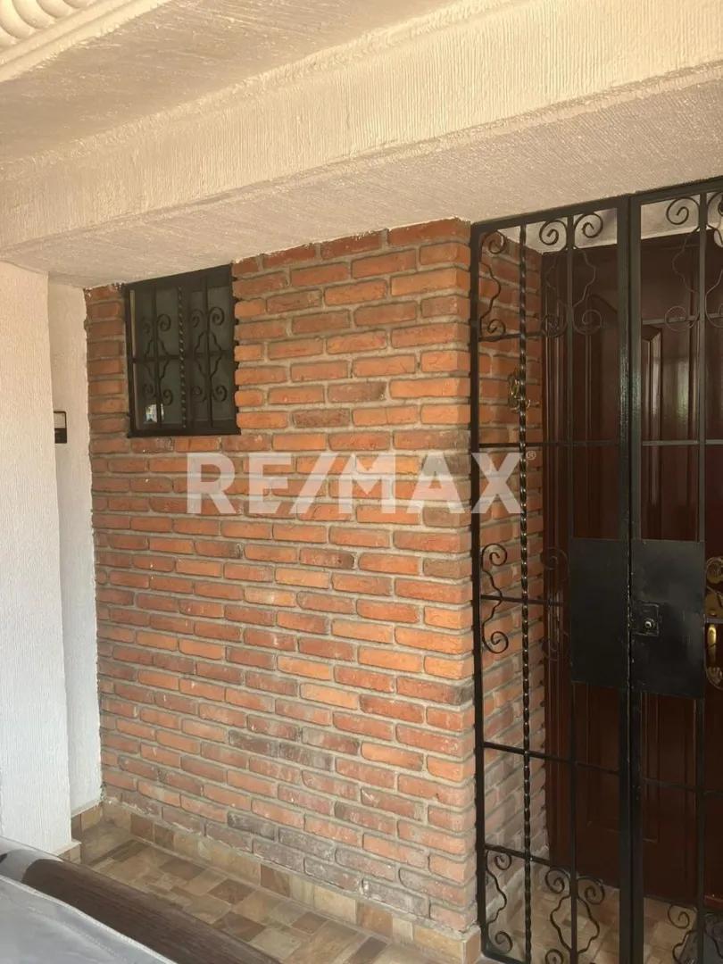 secondary property images 0