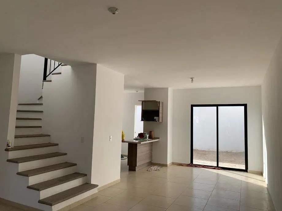 secondary property images 0