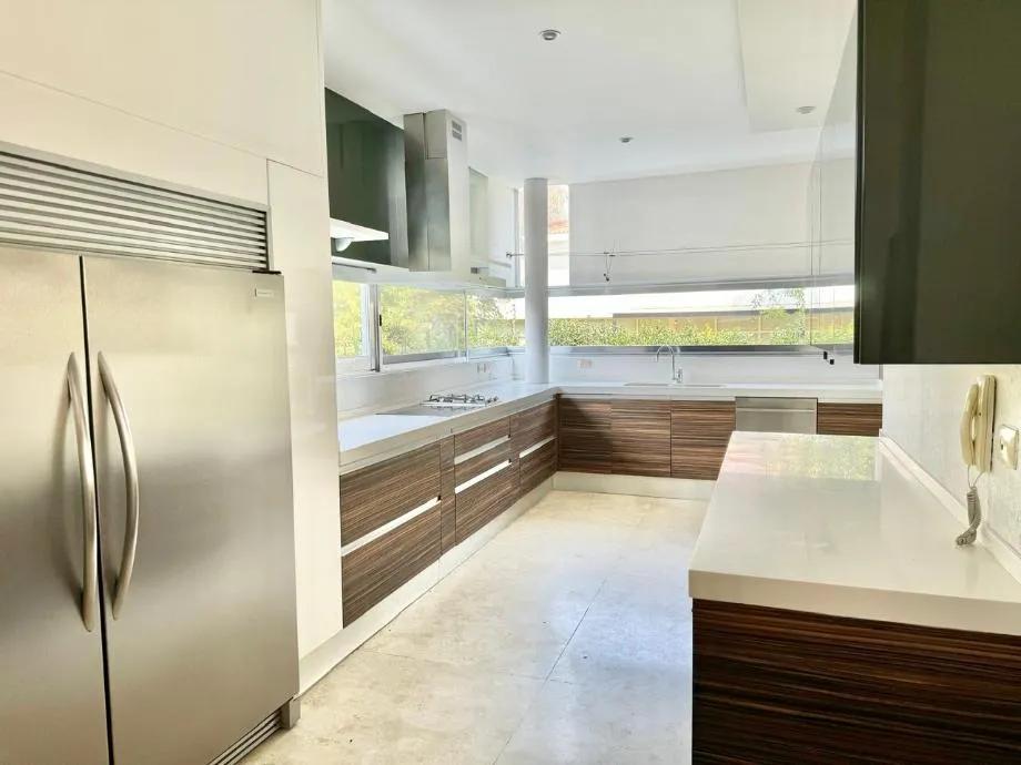 secondary property images 2