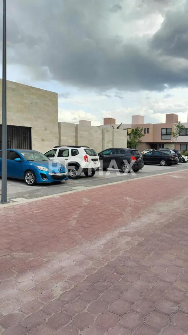 secondary property images 0